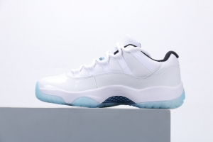 Air Jordan 11 Low Legend Blue