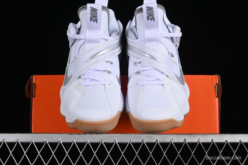 Nike HyperSet Lightweight Low-Top Training Basketball Shoes with React Foam and Flywire - DJ4473-100