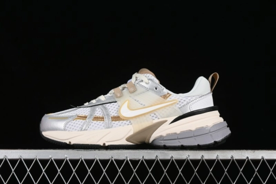 Nike V2K Runtekk 3XL Retro Low-Top Running Shoes with Shock Absorption and Anti-Slip Design - HJ7245-100