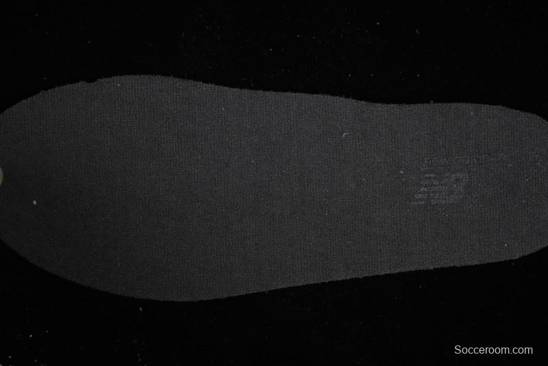 New Balance 2002R Series Hook & Loop Kids Shoes with Fleece Lining - PV2002RA