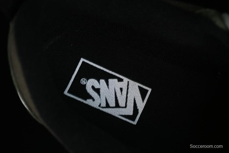 Vans Knu Skool DR White Black Green Chunky Sneakers - VN000CZU50K