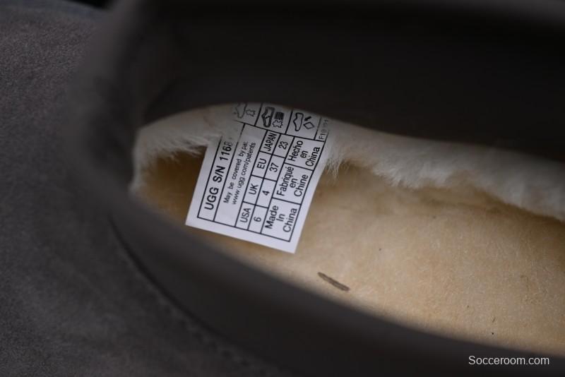 UGG Dakota 5CM Classic Wool Snow Boots with TREADLITE Outsole - 1168170