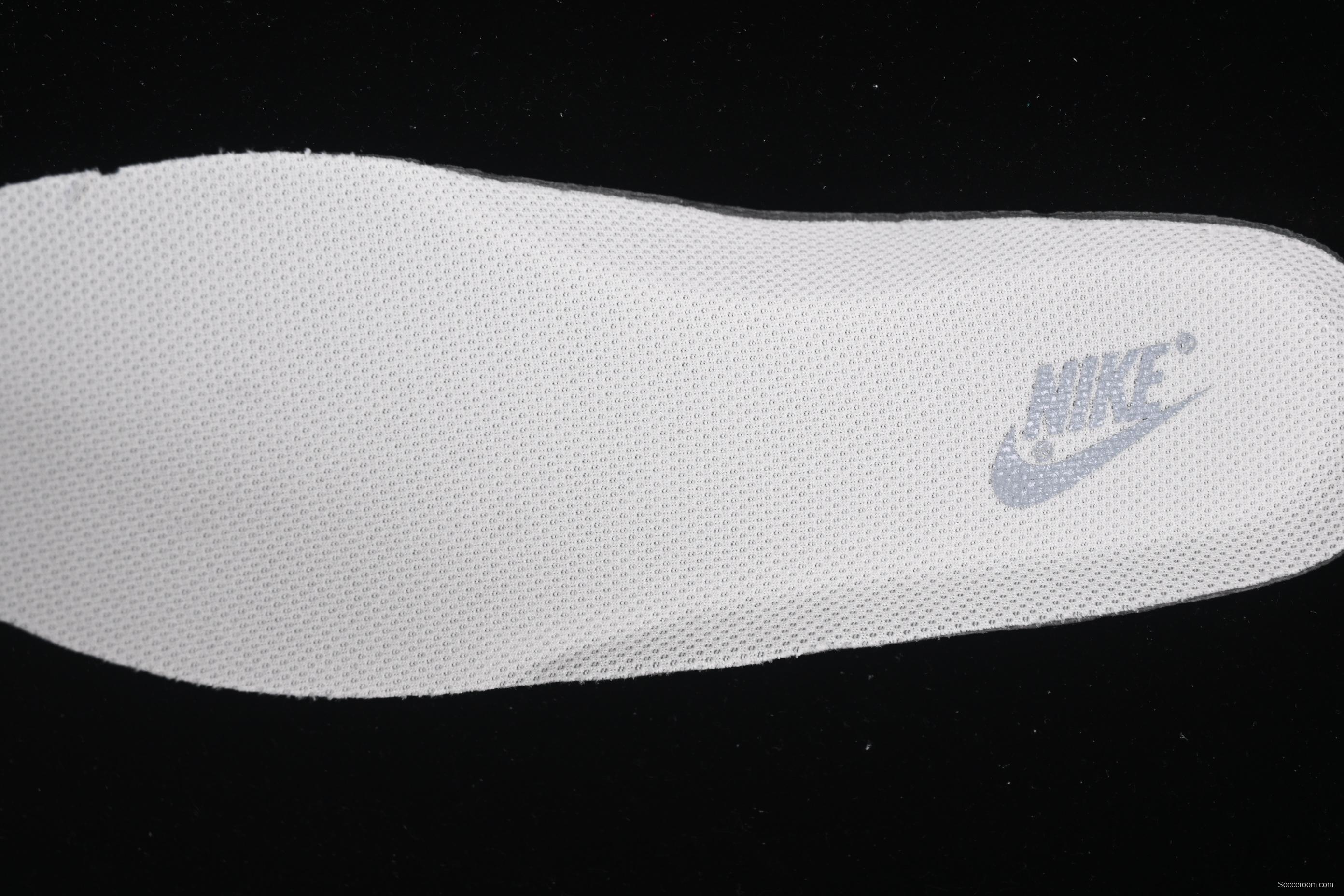 Nike Air Force 1 '07 Low Supreme Collaboration Casual Sneakers with Red Swoosh - HH7518-039