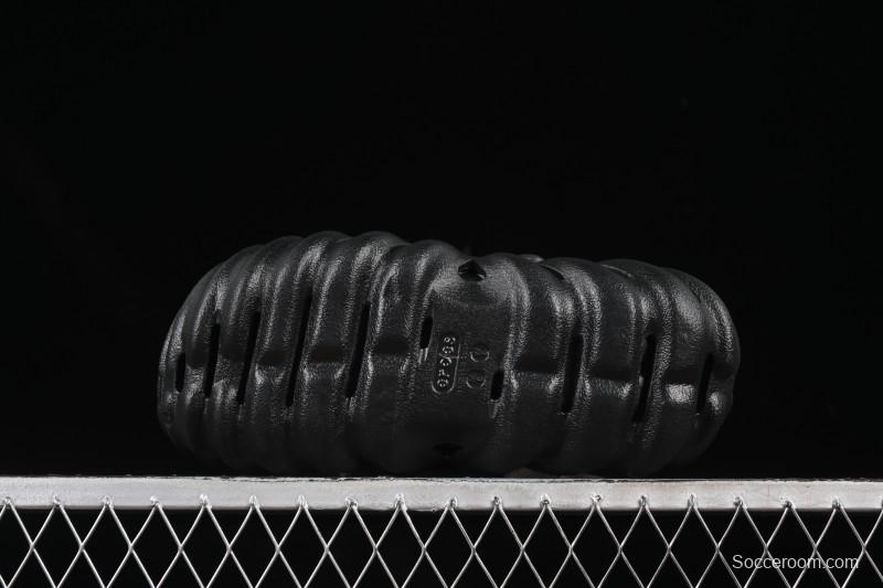 Crocs Classic Clog Slip-On Beach Sandals with Ventilation Holes - B.D4