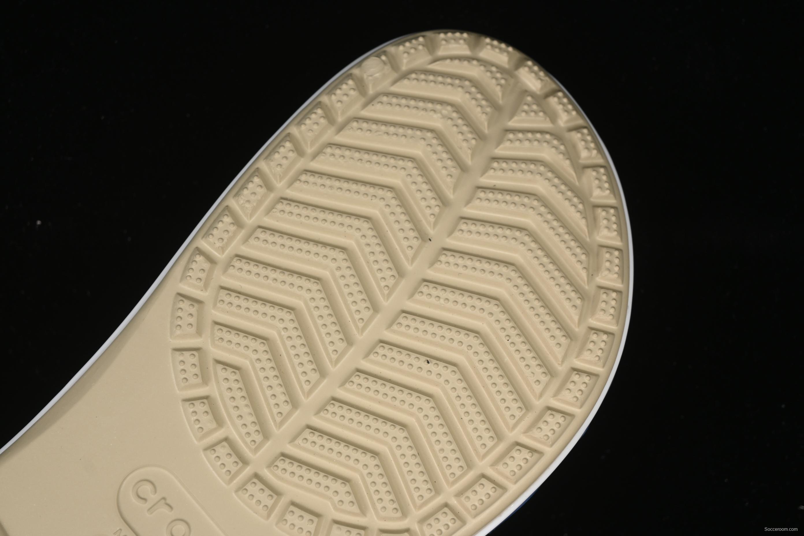 Crocs Classic Platform Clog Sandals with Ventilation Holes - B.D4