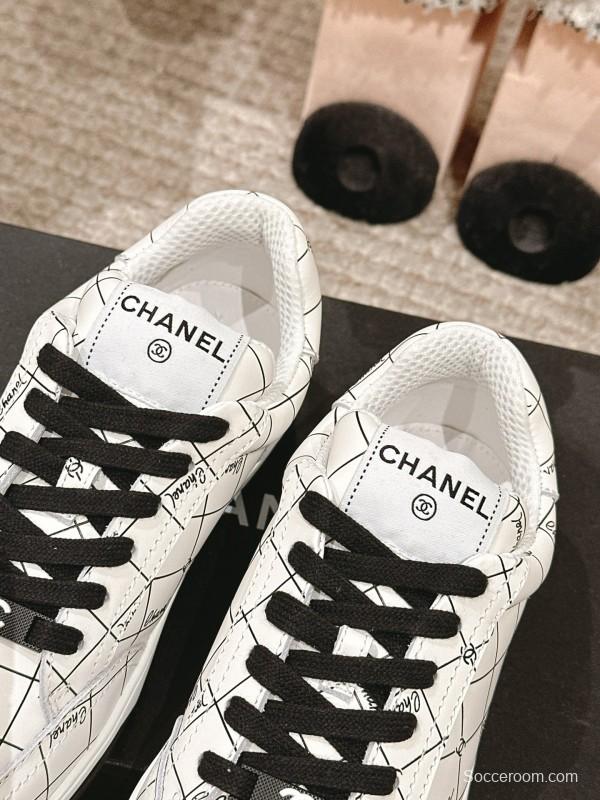 2025 Women Chanel White Black Leather Sneakers