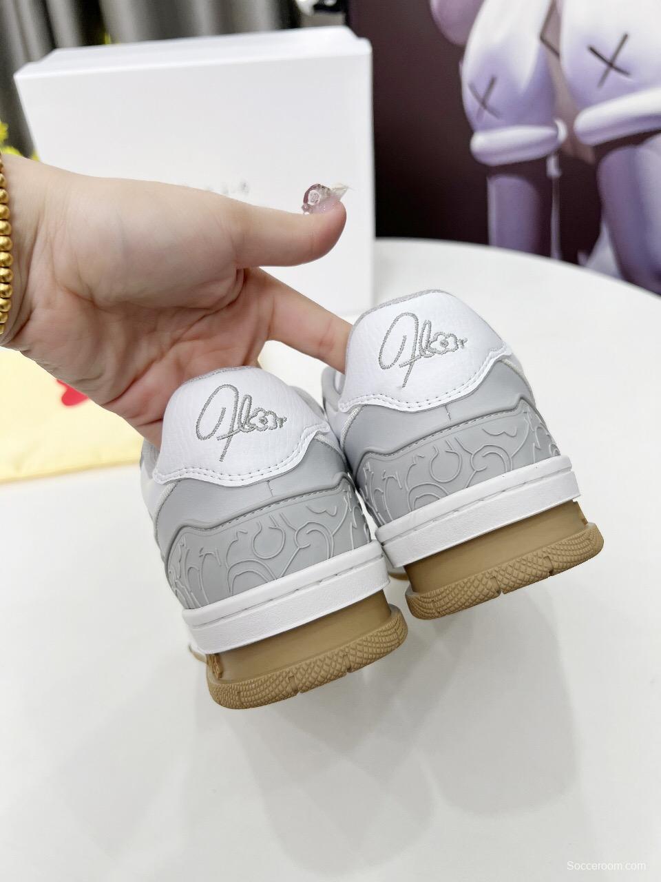 2025 Unisex WEFLOWER White Grey Leather Sneakers LY00280