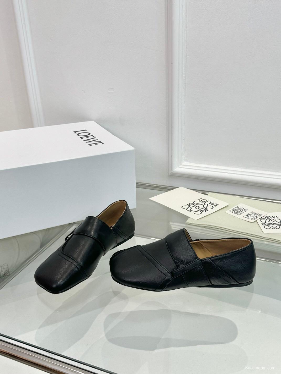 2025 Women Loewe Black Leather Loafers LY00291