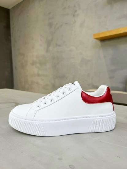2024 Unisex Prada White Red Calfskin Silk Thick Sole Sneakers MJ00310
