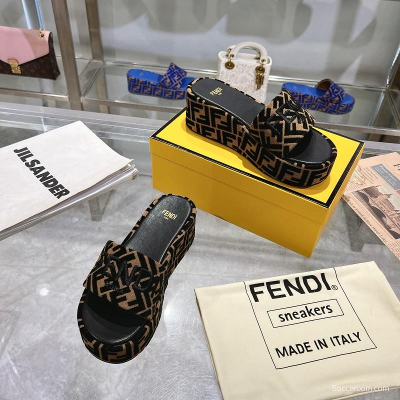 2025 Fendi Black Beige Canvas Platform Slippers