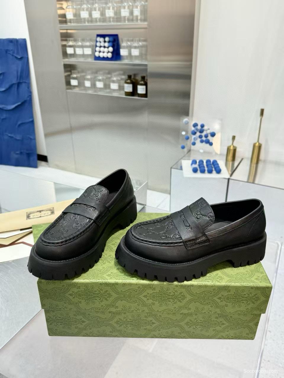 2024 Women Gucci Black Leather Loafers MJ00320