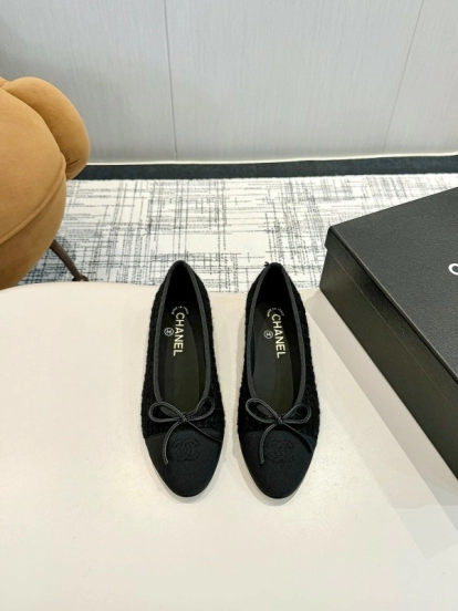 2025 Women Chanel Black Lambskin Tweed Ballet Flats LY00250