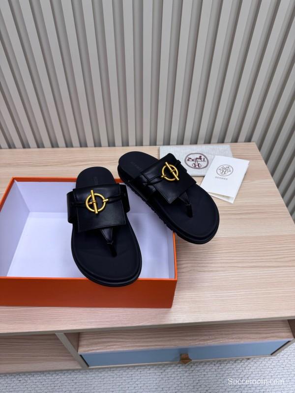 2025 Women Hermès Black Leather Slippers