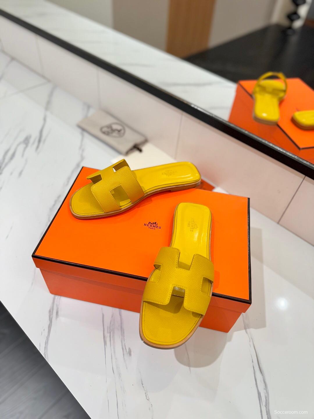 2025 Women Hermès Yellow Leather Slippers