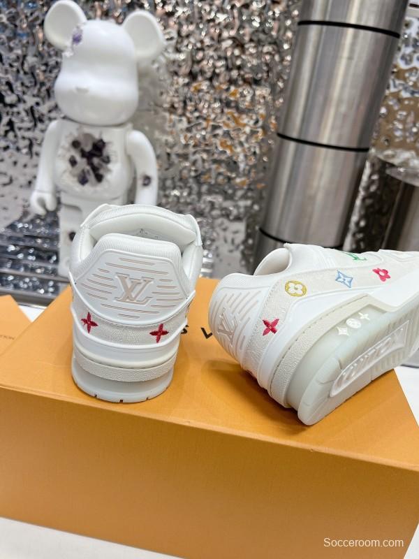 2025 Unisex Louis Vuitton White Canvas Plimsolls Top Version KFY00390