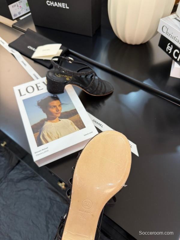 2025 Women Chanel Black Leather Sandals KFY00289