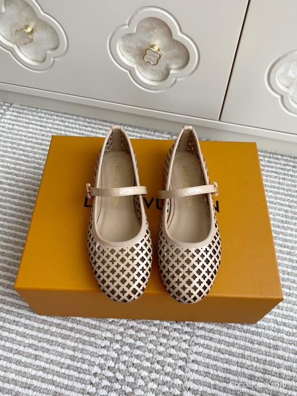 2025 Women Louis Vuitton Beige Leather Ballet Flat Laser Cut KFY00310