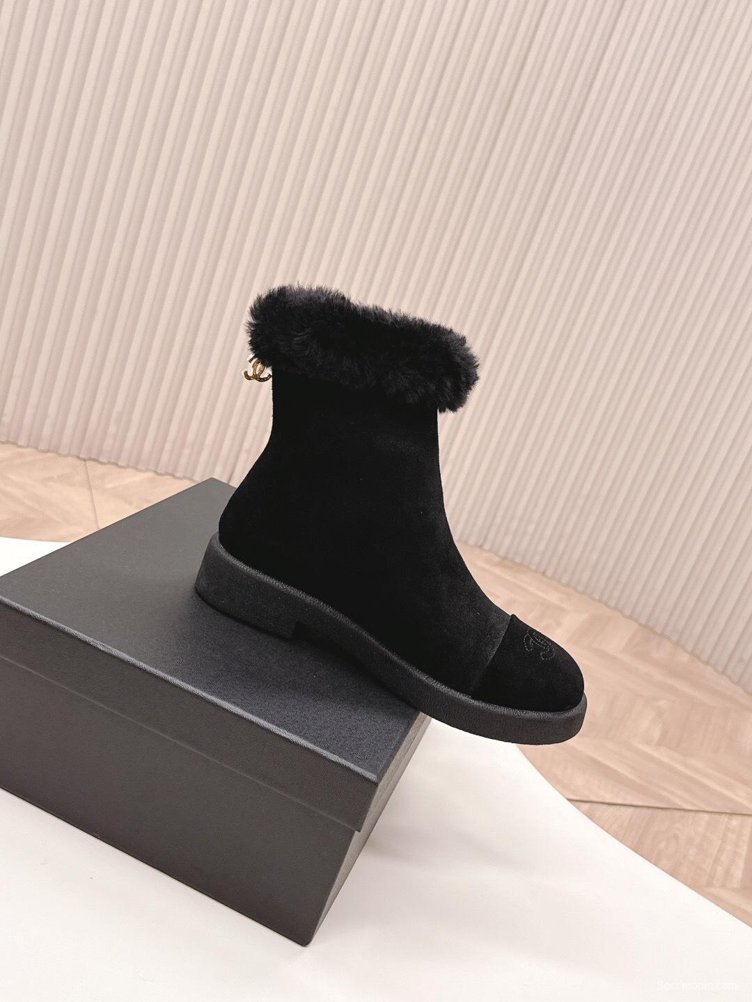 Chanel 2025 SS New Fur Snow Boots - KFY00350