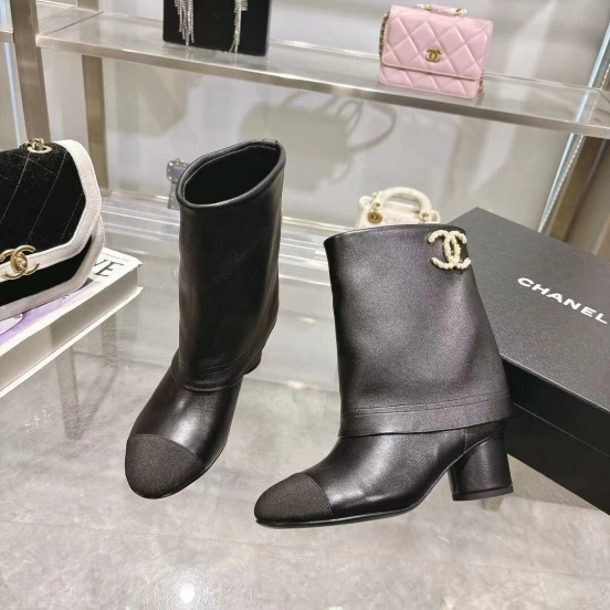 Chanel 2025/SS Runway Turn-Cuff Block Heel Straight Boots Tube Boots Classic Color Block - LY00400