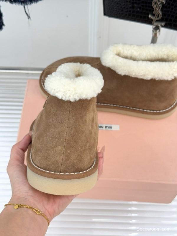 Miu Miu Retro Shearling Platform Snow Boots - KFY00300