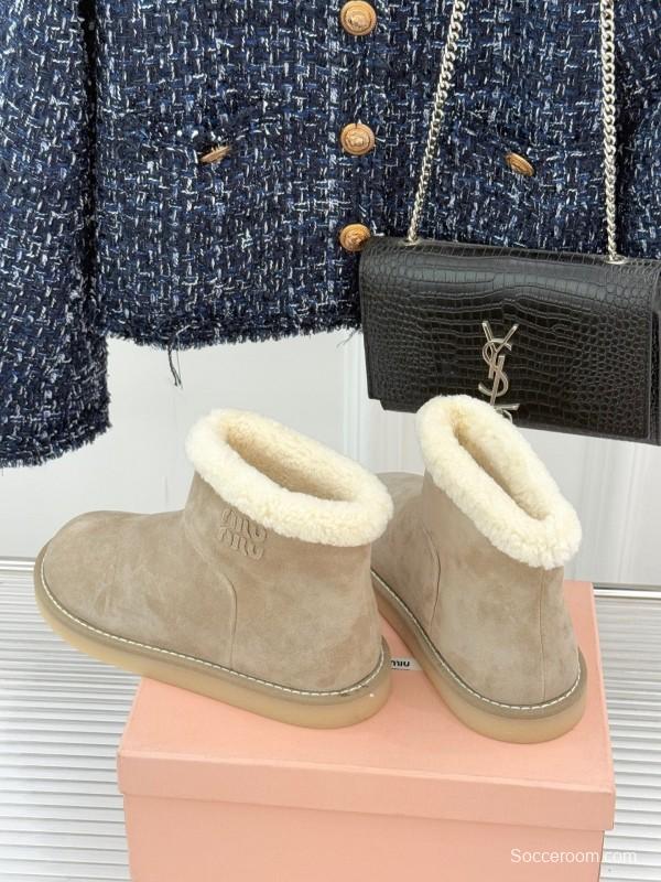 Miu Miu Retro Shearling Platform Snow Boots - KFY00300