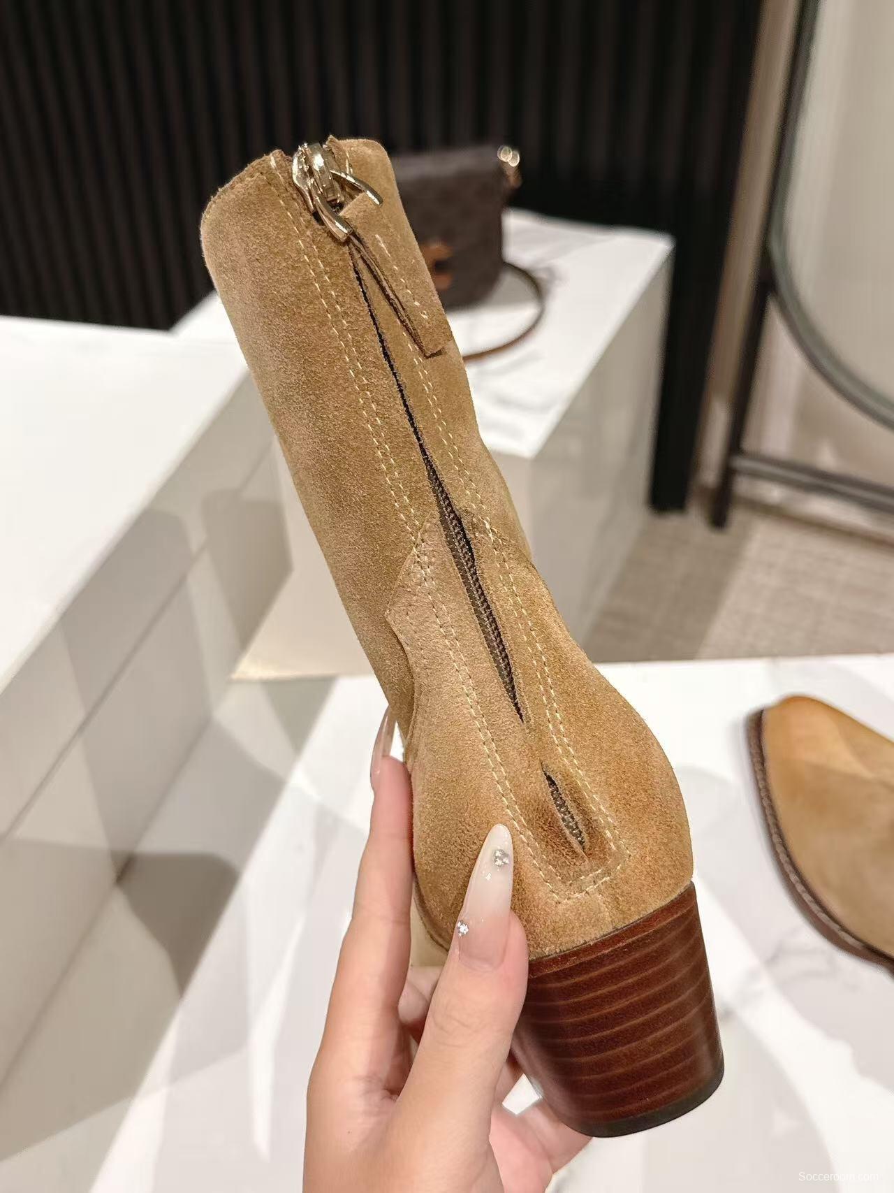 CELINE 2025/SS Fashion Boots Autumn Winter Latest Runway Collection - LY00410