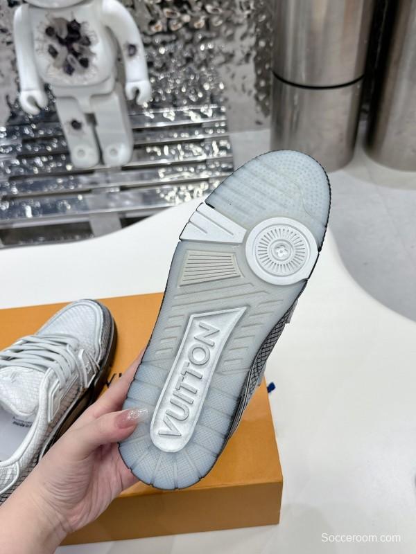 Louis Vuitton LV Trainer Basketball Series Washed Board Shoes - LY00430