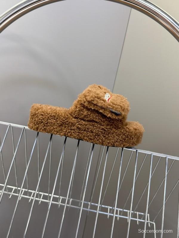 Balenciaga 2025/SS Couple Edition Cola Fur Slippers - KFY00230