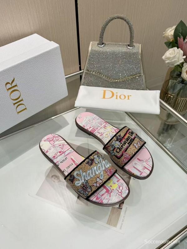 Dior 2025/SS Embroidered Monogram Slippers with Lambskin Lining - LY00200