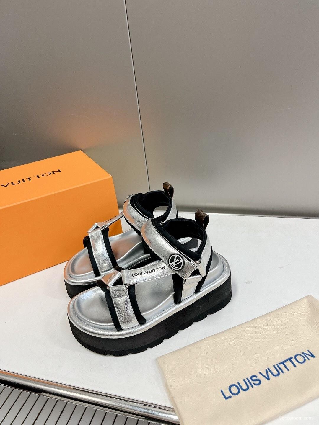 LV 2025/SS High-End Fashion Versatile Platform Sandals with Thick Sole for Height Increase and Slimming Effect - LY00