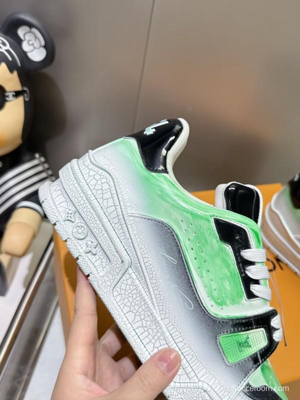 Louis Vuitton Trainer Basketball Series Crackle Glaze Process Sneakers - LY00490