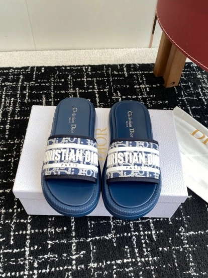 Dior Spring Summer 2025 Latest Ultra-Light Foam Sole Beach Sandals - KFY00260