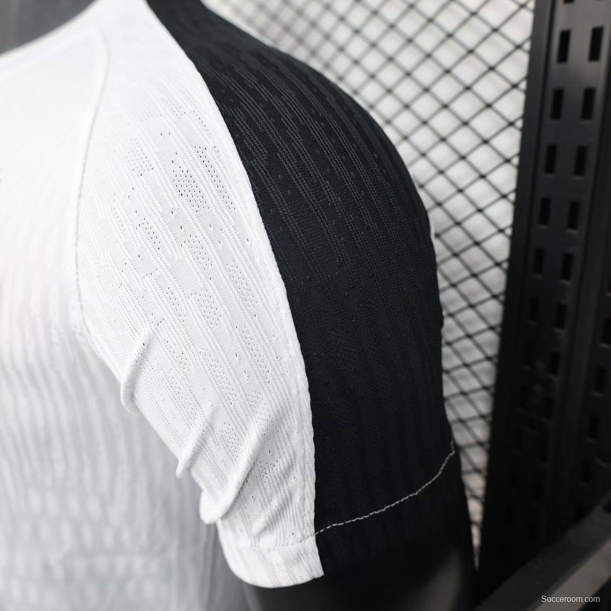 Player Version 25/26 PSG x XO WHITE Pre-Match Jersey